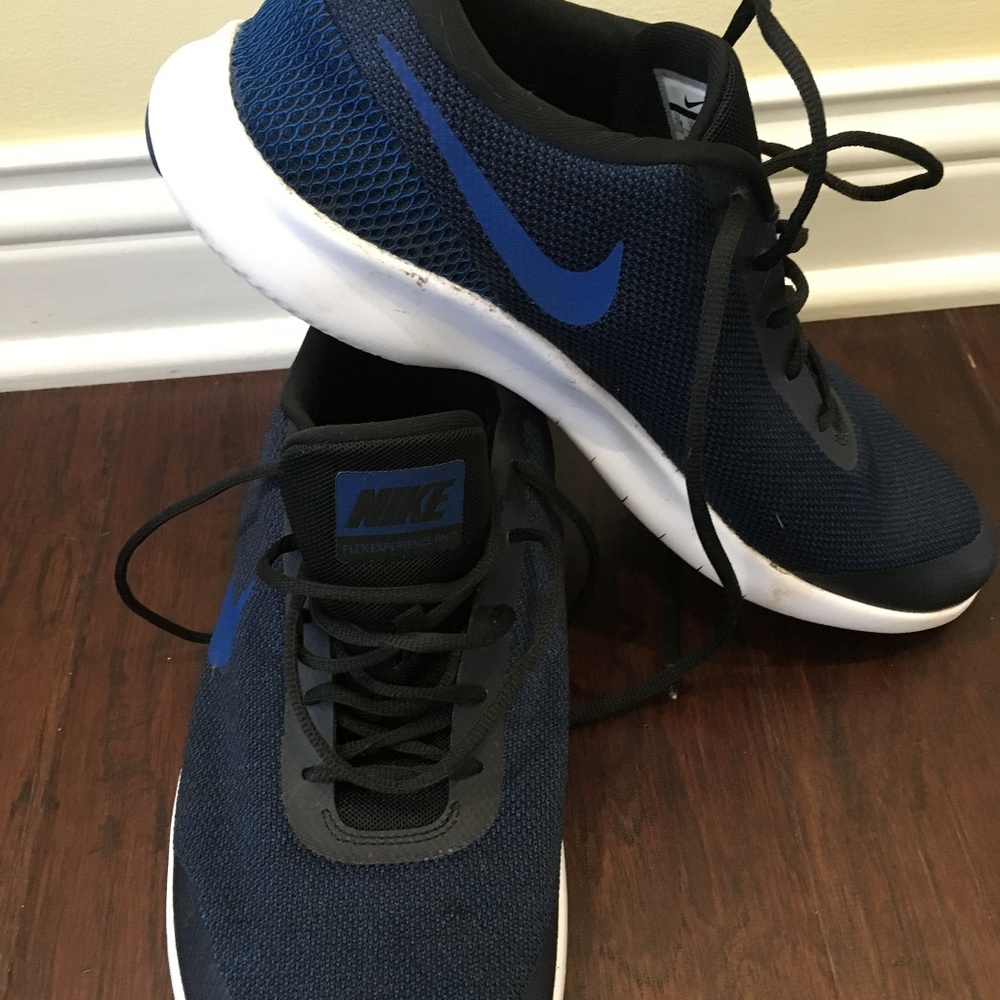 Nike - Men's Running Shoes